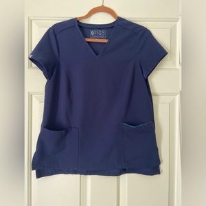 FIGS Navy Women’s Gaya top!